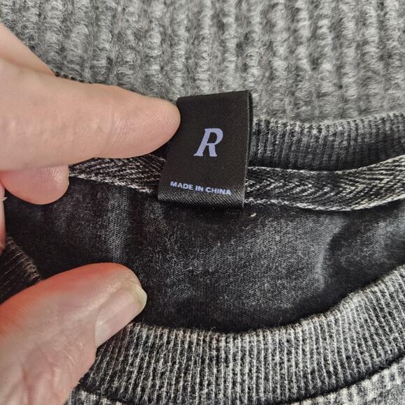 ROMWE Shirt Mens Medium Black Gray Acid Wash Active Lifestyle Graphic Tee Fade - Picture 4 of 12